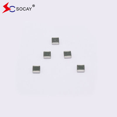SV0402E5R5G1B Wielowarstwowy Chip Varistor SMD 0402 Pakiet Max VDC 5.5V